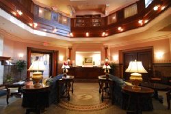  - Hotel Winneshiek Decorah