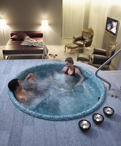 TSCHUGGEN GRAND HOTEL - Photo 9