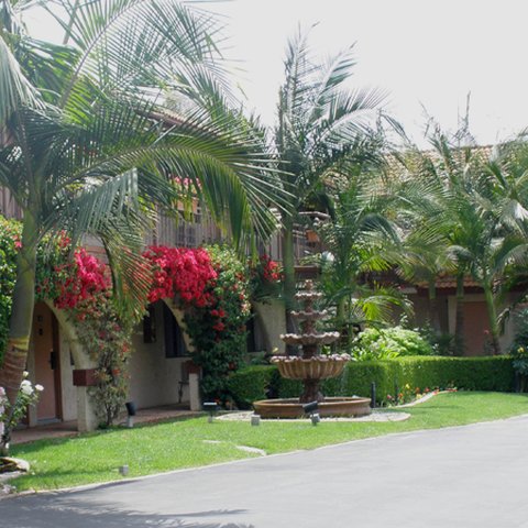 Garden Inn Suites Glendora CAExterior