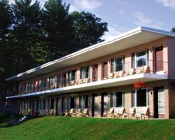  - Half Moon Motel & Cottages Laconia