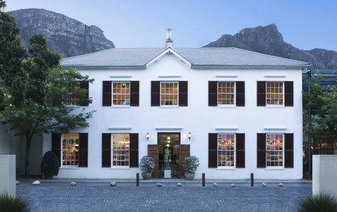 Entrance of the Vineyard Hotel & Spa