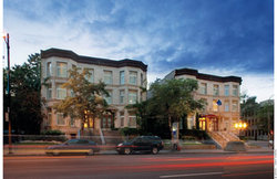  - Chateau Versailles Hotel Montreal