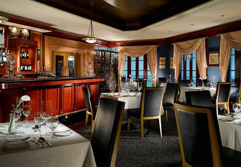 JW MARRIOTT SURABAYA HOTEL - Photo 13