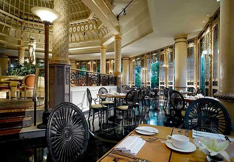 JW MARRIOTT SURABAYA HOTEL - Photo 14