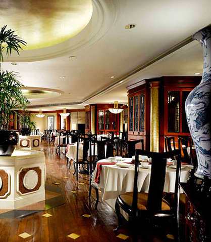 JW MARRIOTT SURABAYA HOTEL - Photo 15