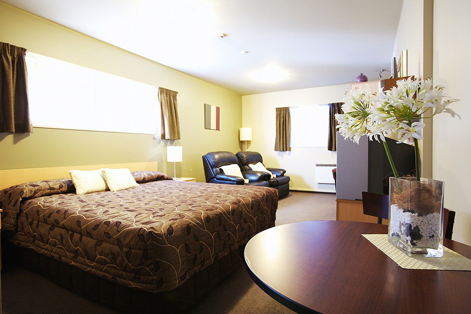 CentrePoint on Colombo-guestroom-Guest Room.jpg