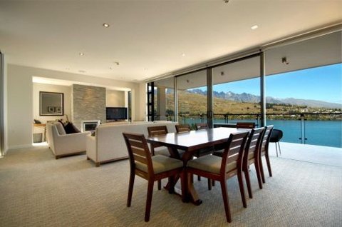 THE REES HOTEL - Photo 6