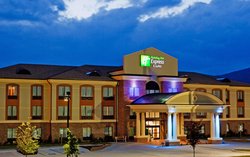  - Holiday Inn Express & Suites Salem - I-81, Exit 141