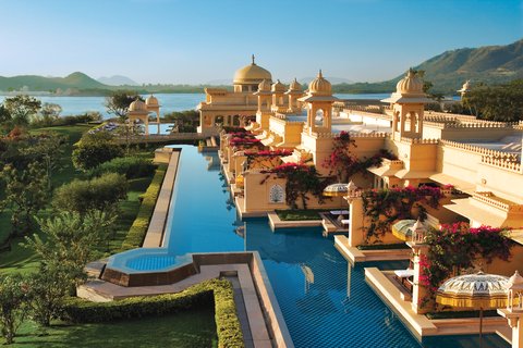 Premier Rooms with Semi Private Pool