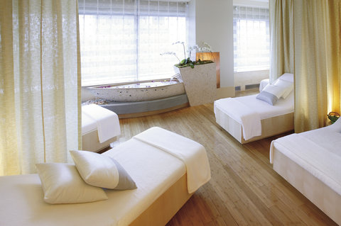 MANDARIN ORIENTAL NEW YORK - Photo 5