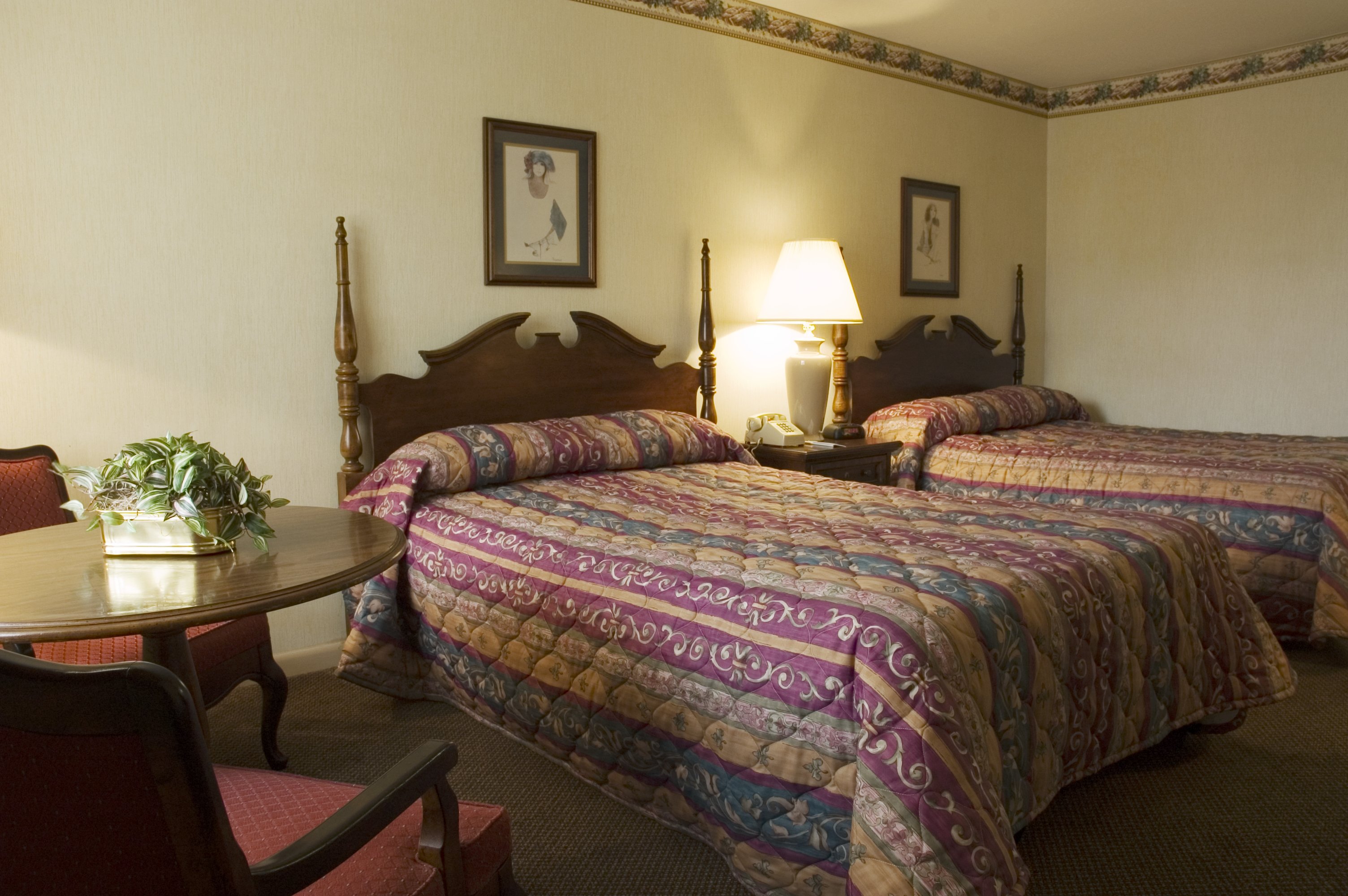 Northgate Inn by Townhouse-guestroom-Standard Double.jpg