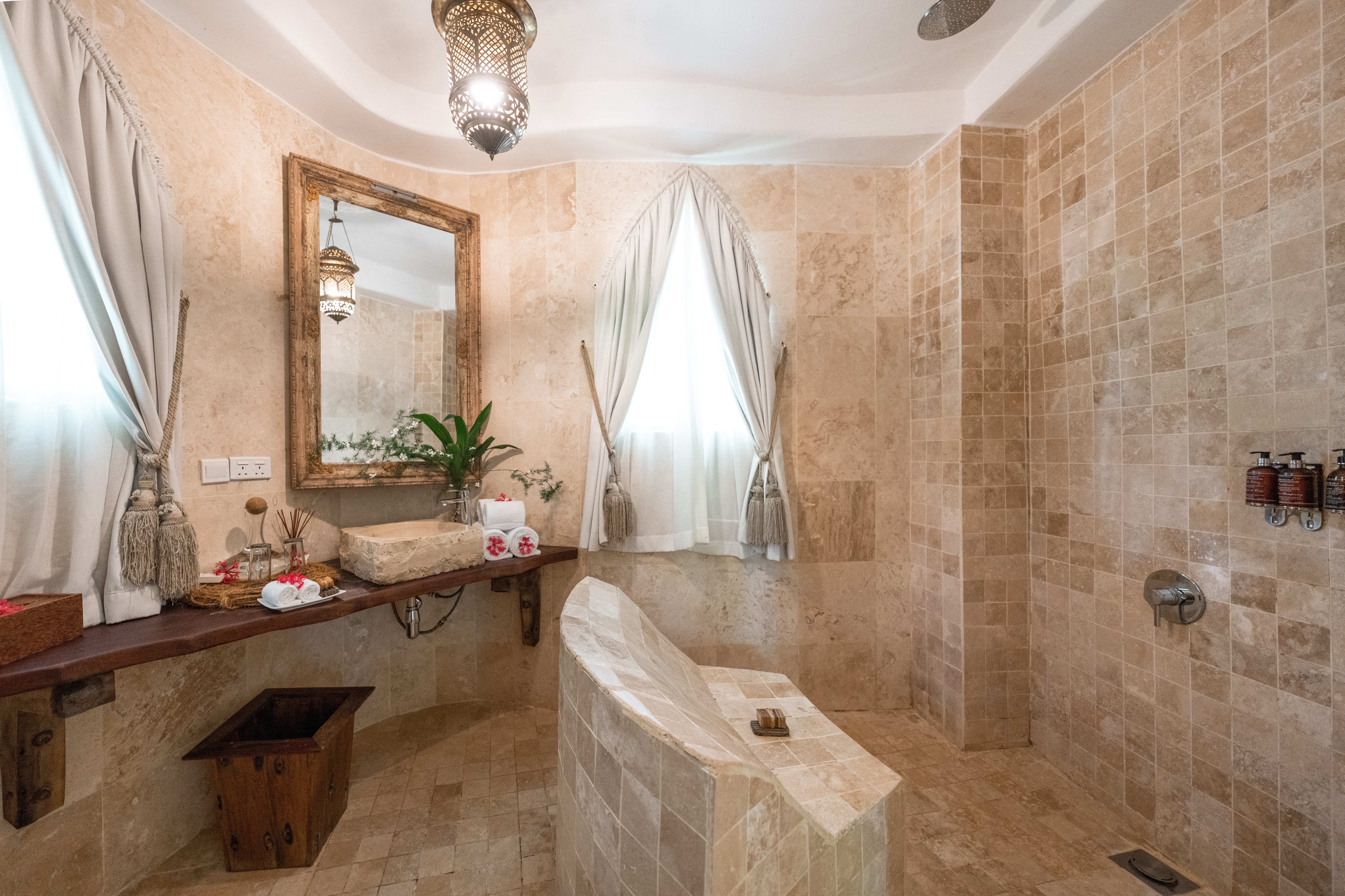 Xanadu Villas and Retreat-guestroom-Villa Umande - Bathroom.jpg