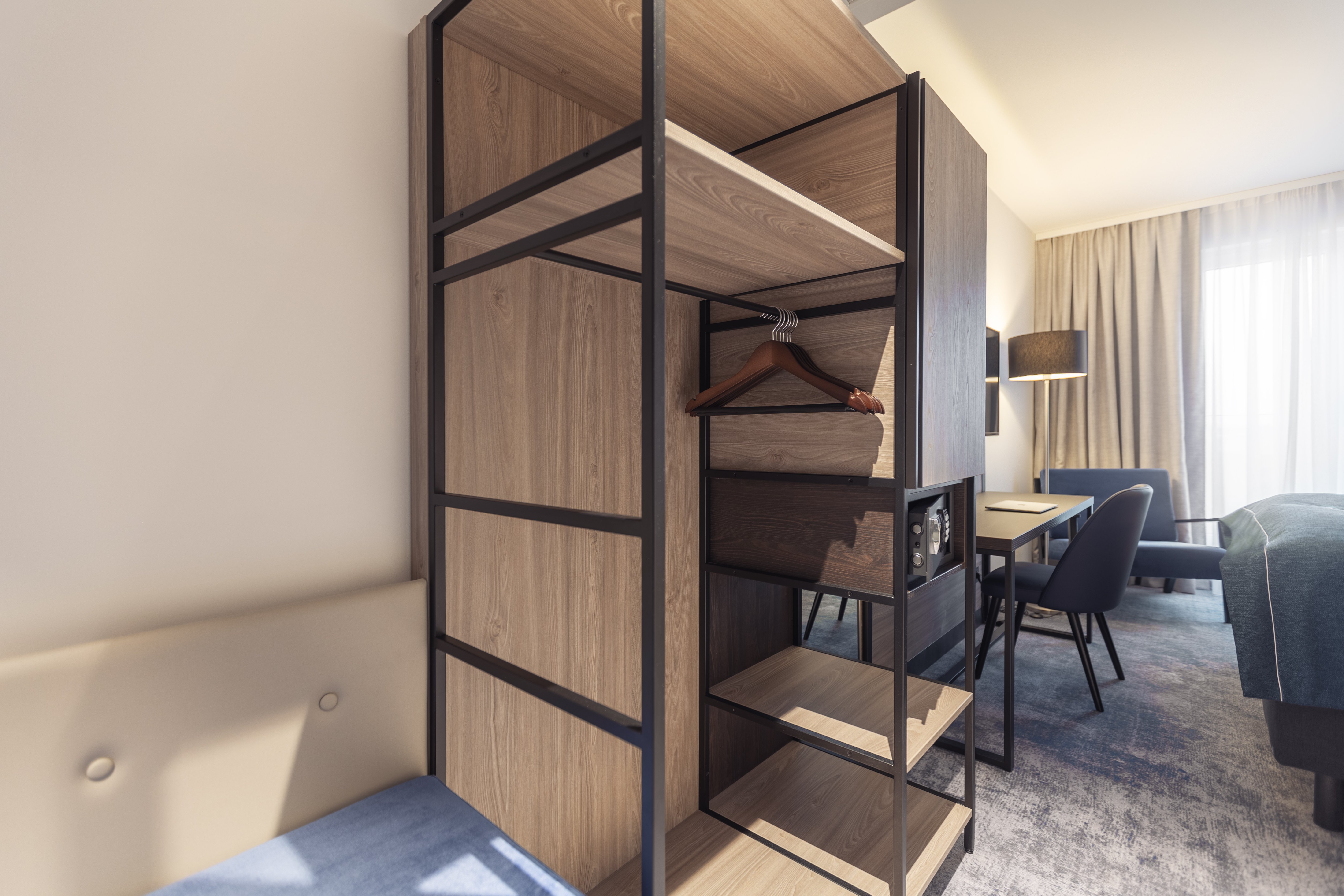 GARNER AUGSBURG NORD BY IHG-guestroom-Guest Room.jpg