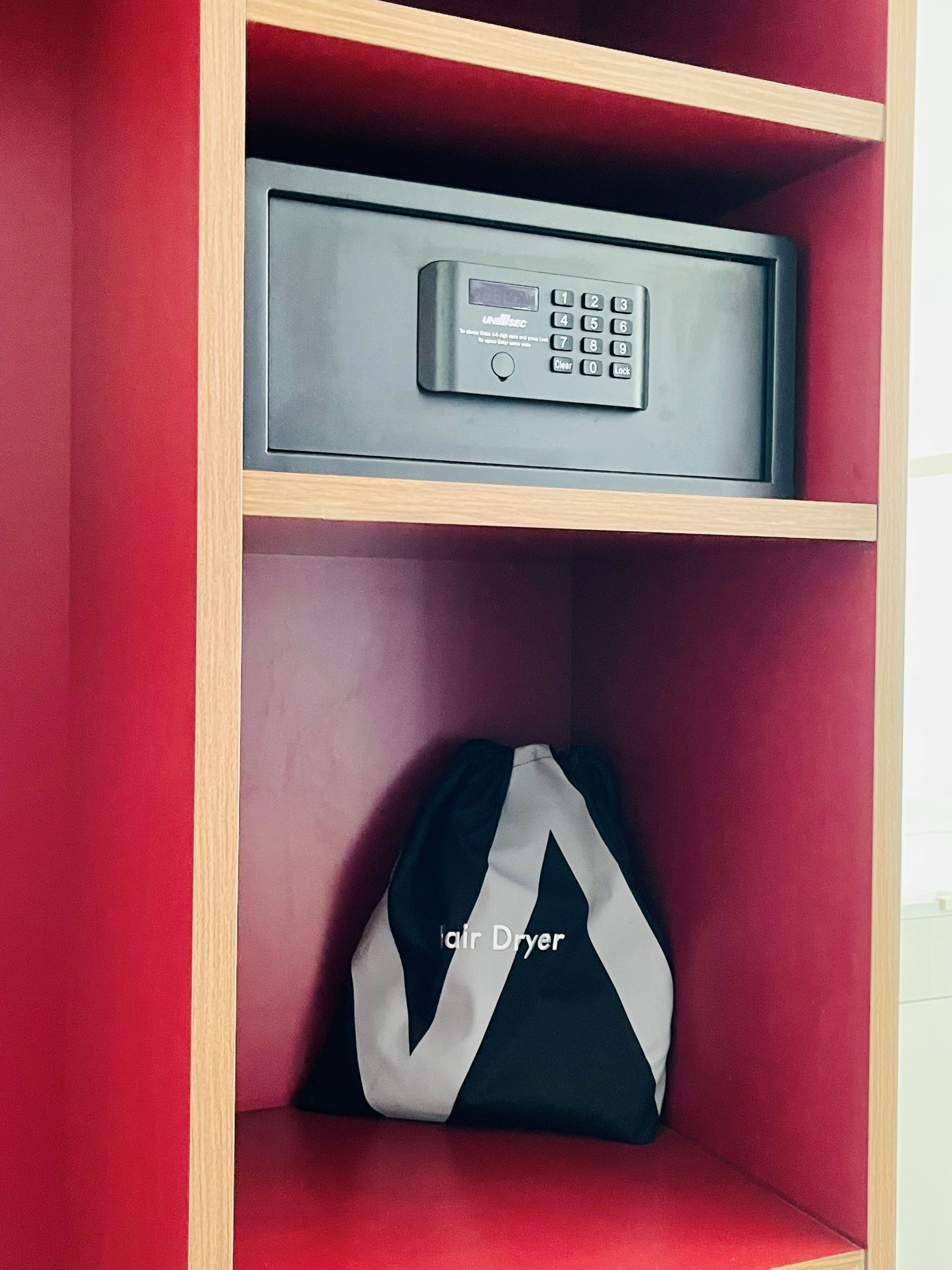 WINK HOTEL SAIGON CENTRE-guestroom-Room Amenity.jpg