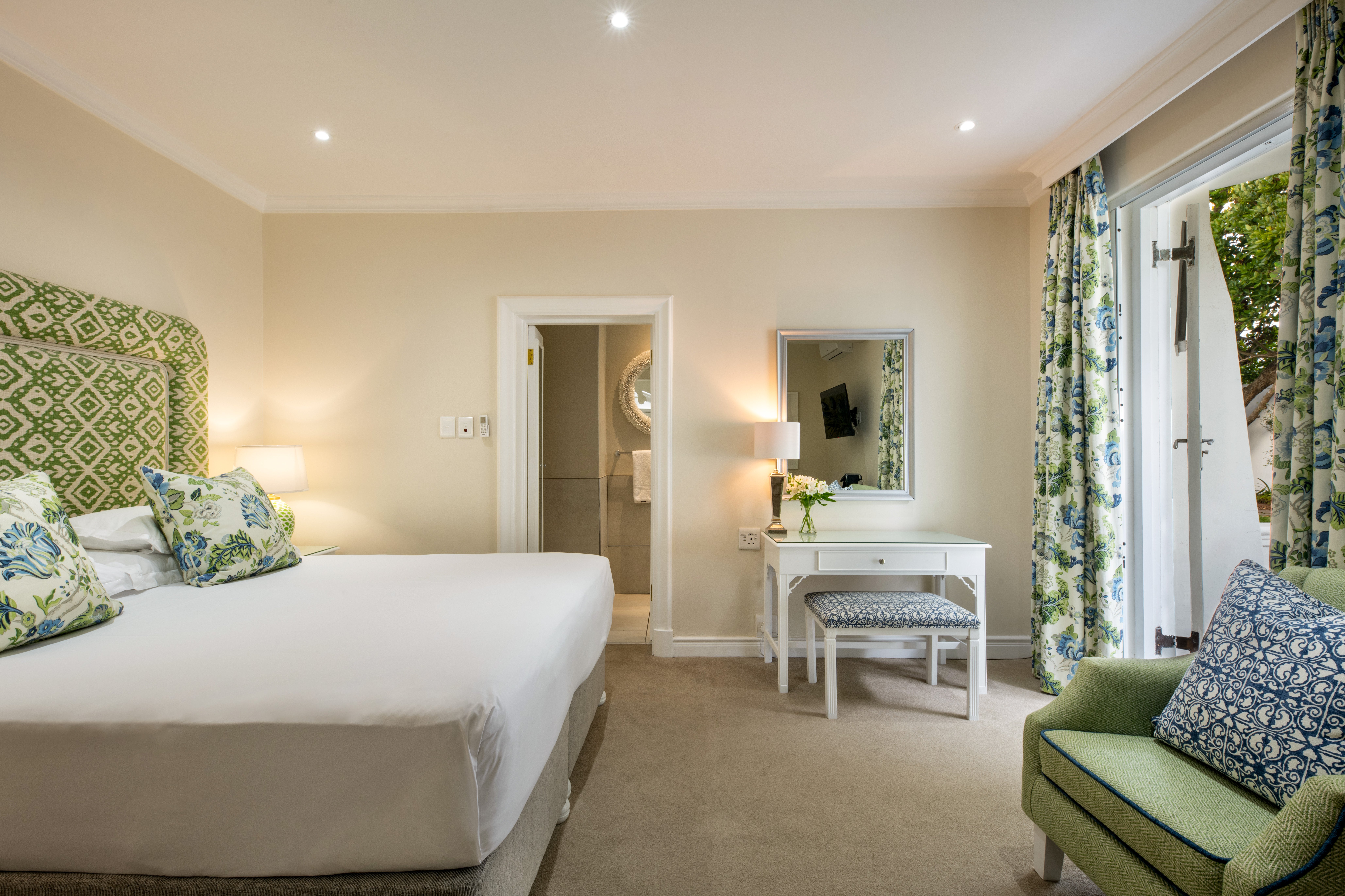 THE MARINE-guestroom-Double Room.jpg