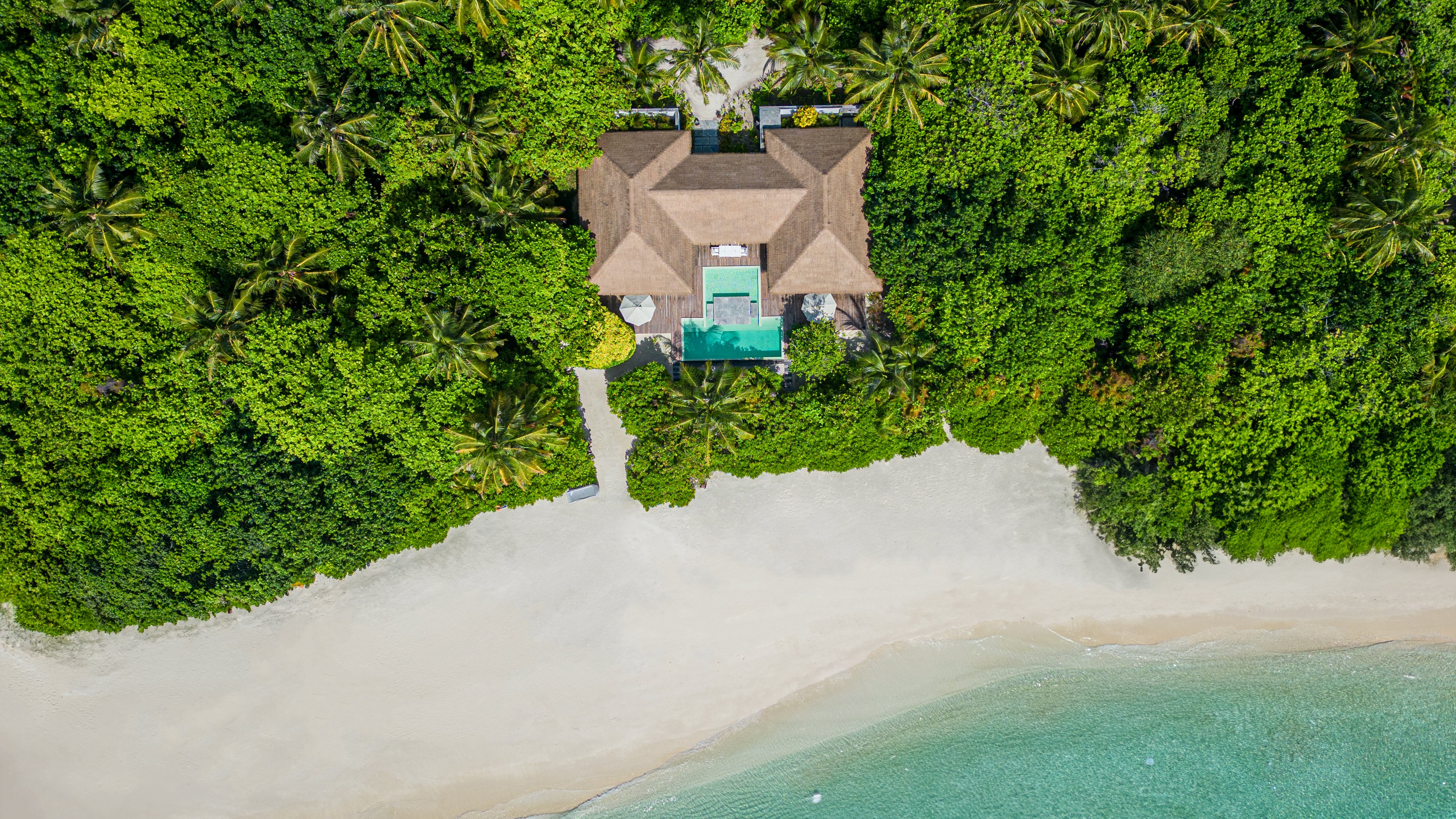 VIGNETTE COLLECTION NOKU MALDIVES B-guestroom-Bedroom Beach Vill.jpg