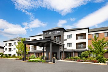 Courtyard by Marriott-Concord