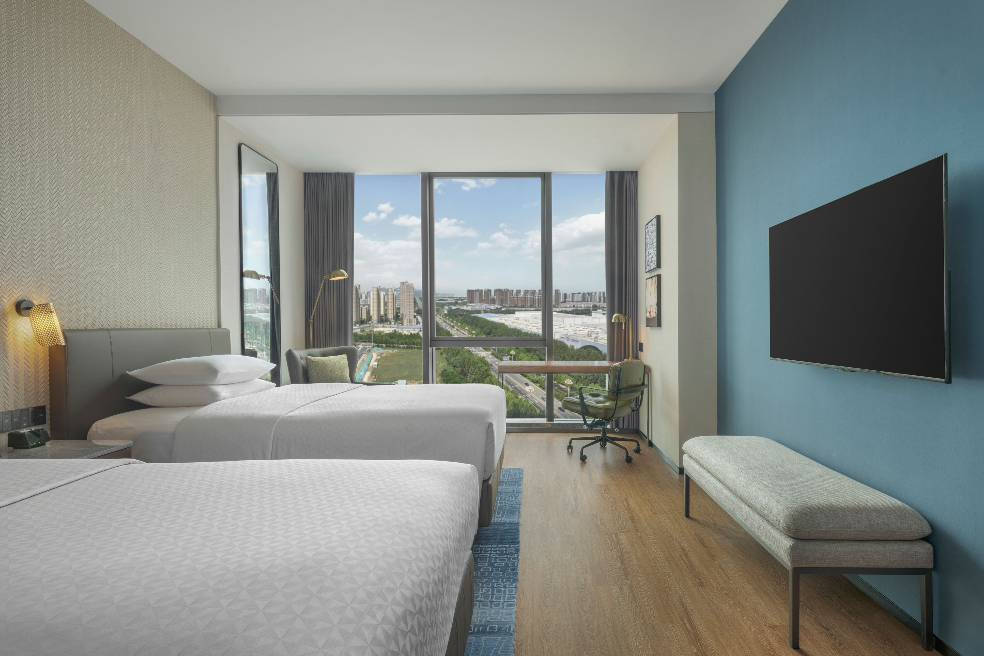 Four Points by Sheraton Yantai-guestroom-Premium Double/Double Guest Room.jpg