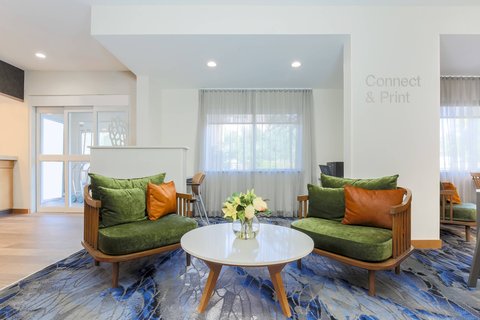 Lobby - Sitting Area