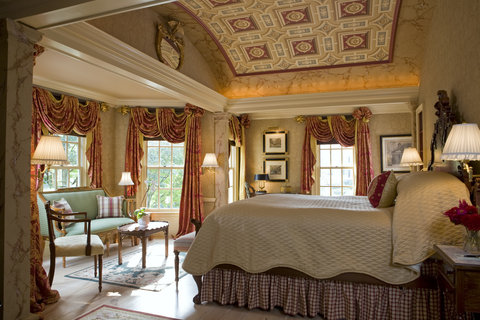 Rooms Claiborne House CCH Master Bedroom