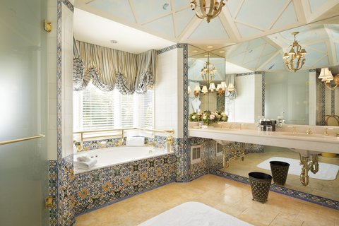 Rooms Room JS Bathroom