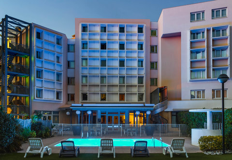HOTEL FRONT