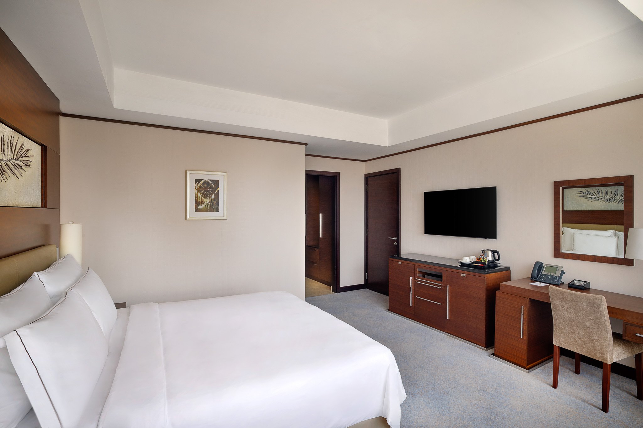 Grand Millennium Dubai-guestroom-Superior Room.jpg