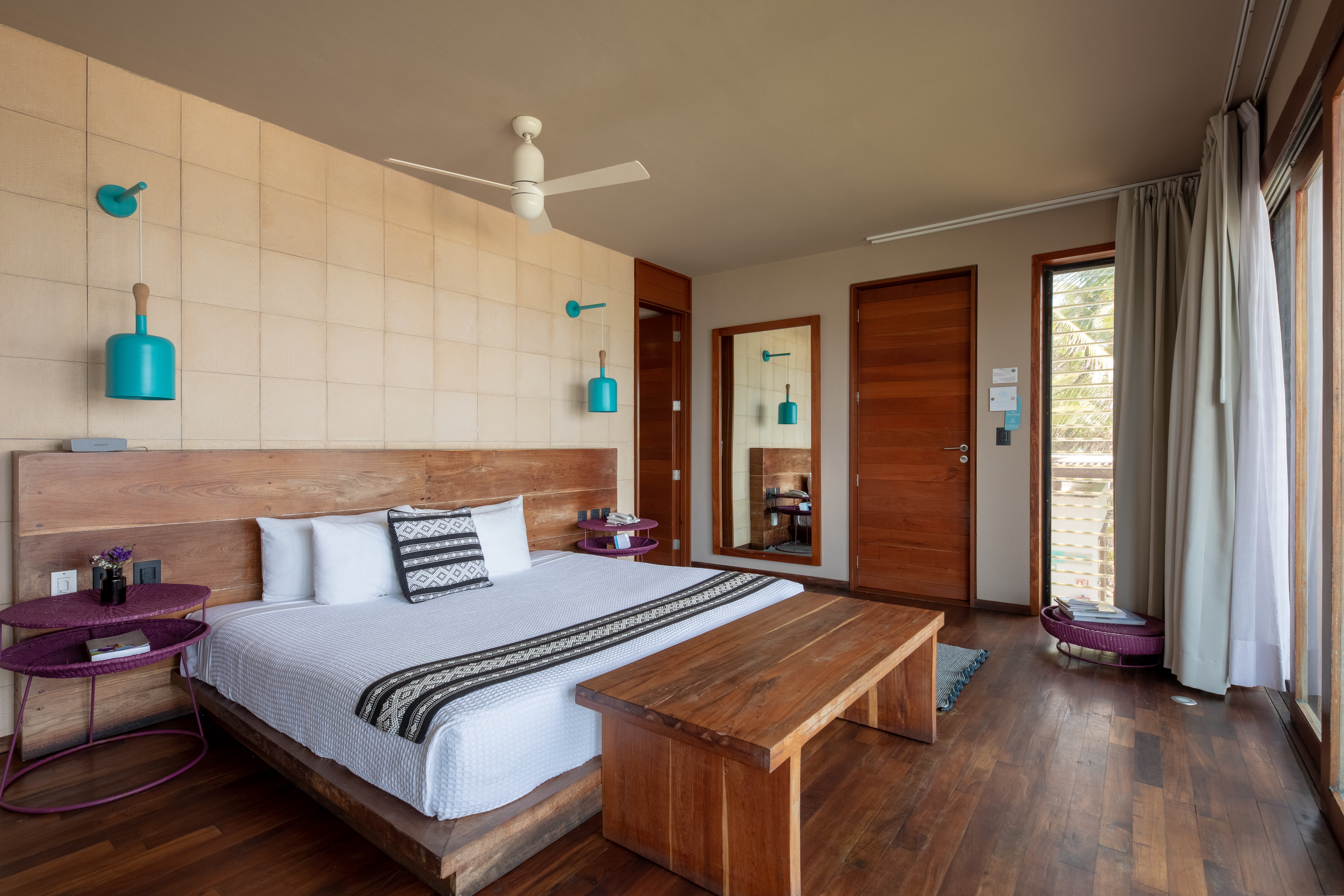 Mi Amor-guestroom-Sea Front Room - Bedroom.jpg
