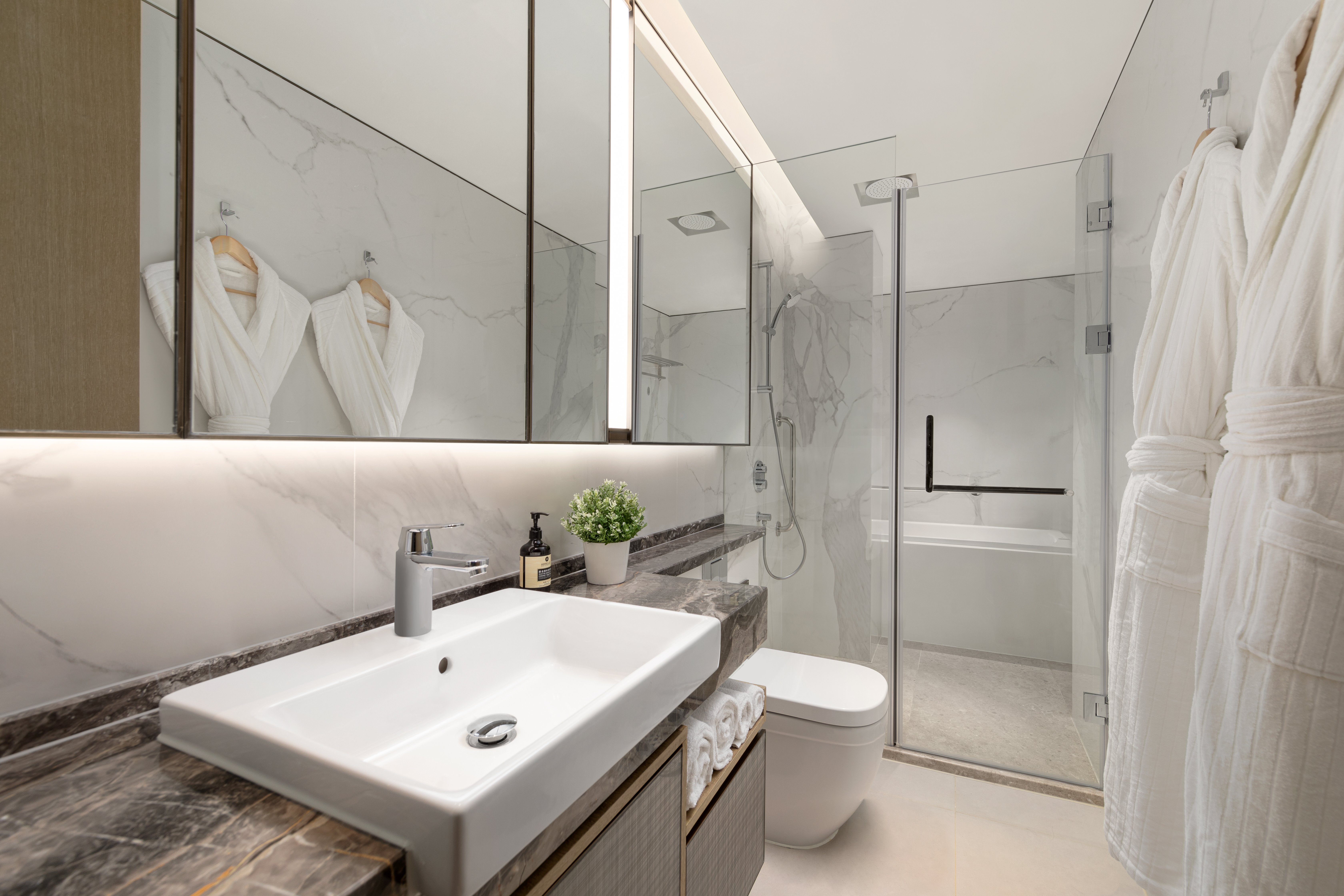 ASCOTT NORTH POINT HONG KONG-guestroom-Bathroom of One-bedroom Premier Suite.jpg