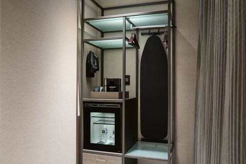 Guestroom Closet