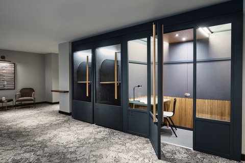 Private Meeting Pods