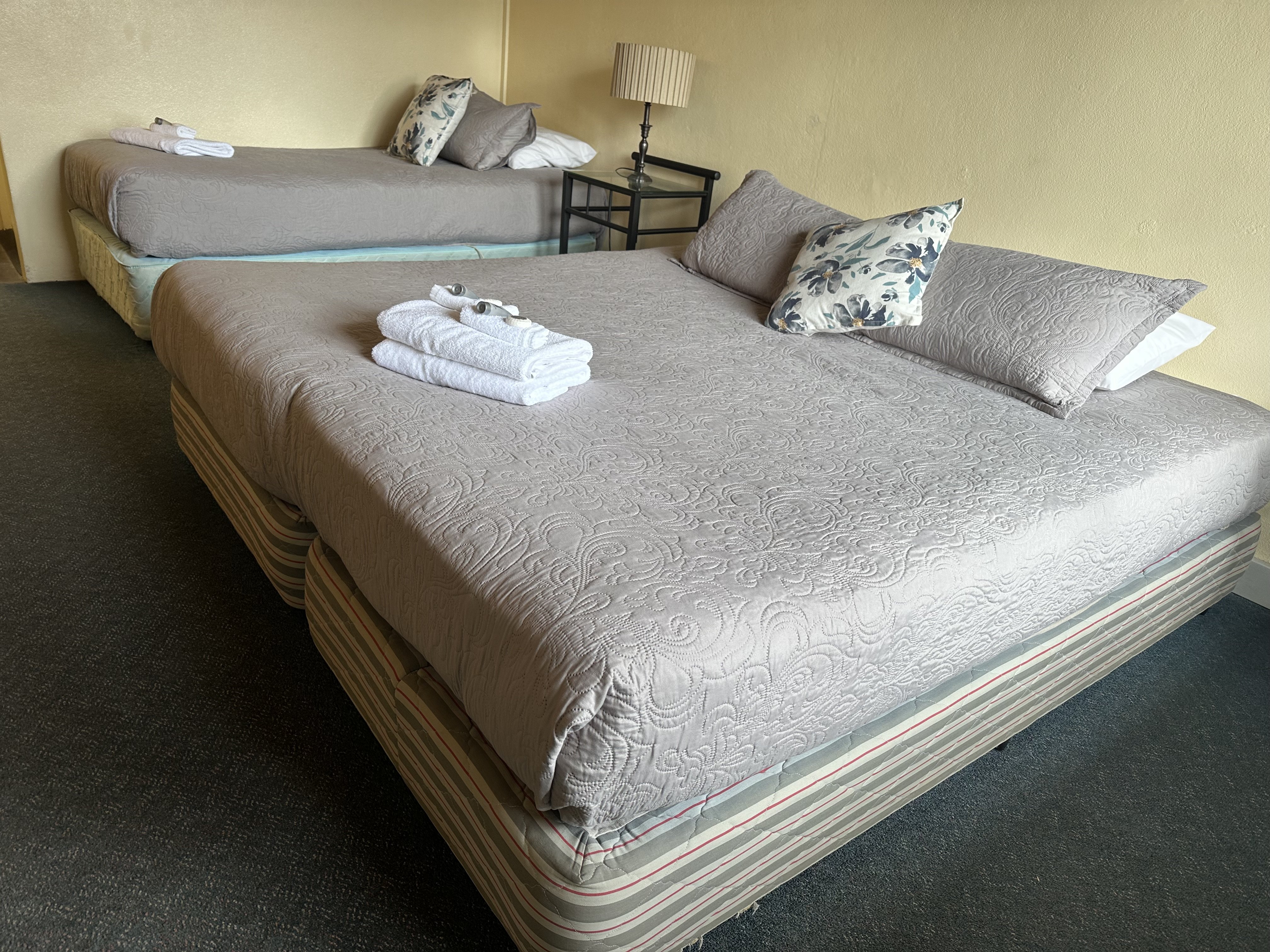 TEMORA MOTEL-guestroom-GUEST ROOM.jpg