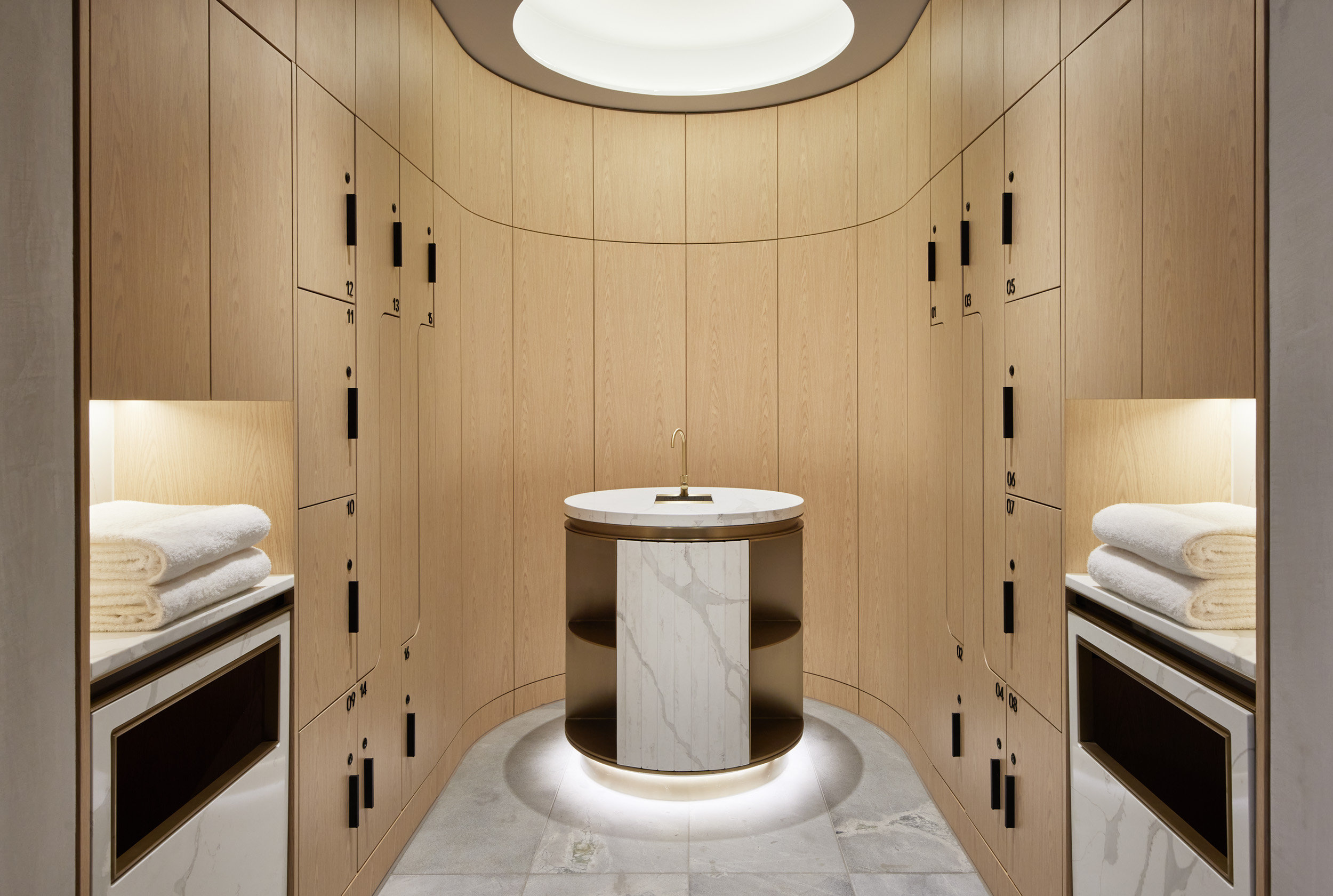 LANSON PLACE PARLIAMENT GARDEN-guestroom-Locker Room.jpg