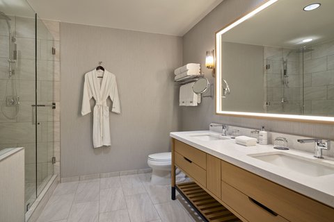 THE WESTIN RIVERFRONT RESORT - Photo 35