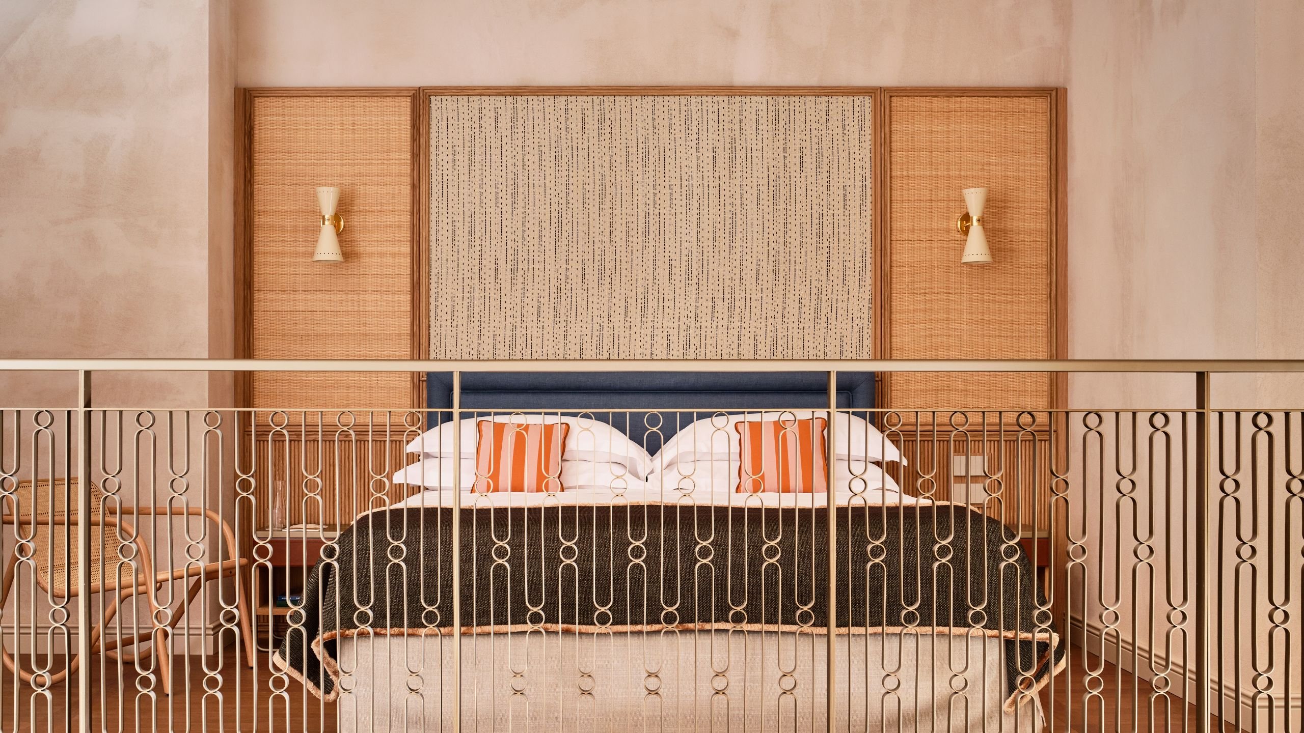 VISTA Ostuni-guestroom-Junior Suite.jpg