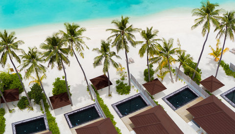 Grand Beach Suite With Pool Aerial