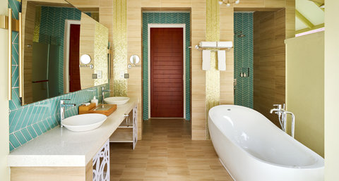 Romantic Beach Villa With Pool Bathroom