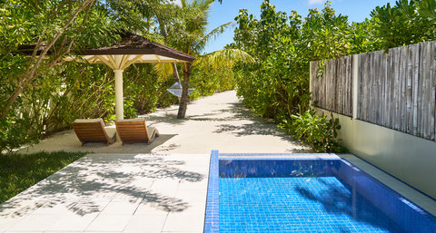 Romantic Beach Villa With Pool Pool