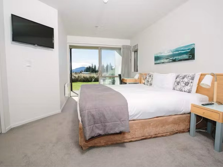 OAKRIDGE RESORT-guestroom-ONE BEDROOM APARTMENT.jpg