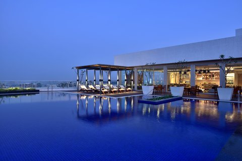 Mazzo - Pool Deck Area