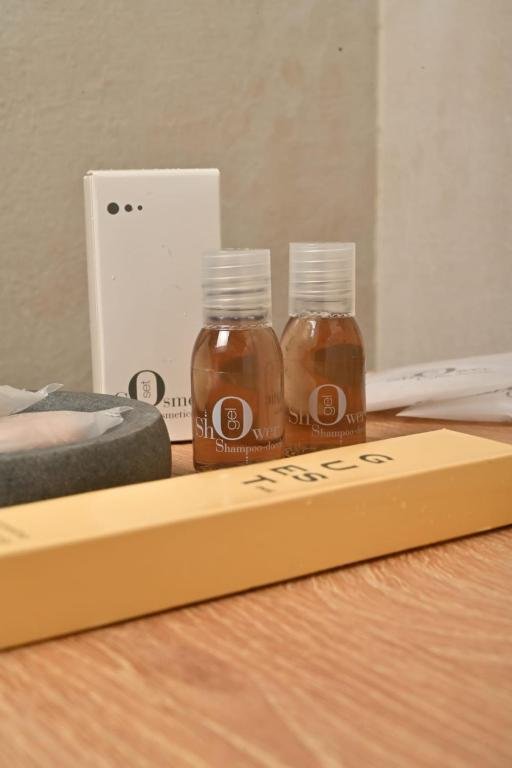 GHE KALE RESORT-guestroom-BATHROOM.jpg