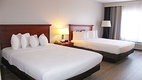 Queen One Bedroom
