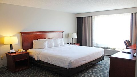 King One Bedroom Handicap