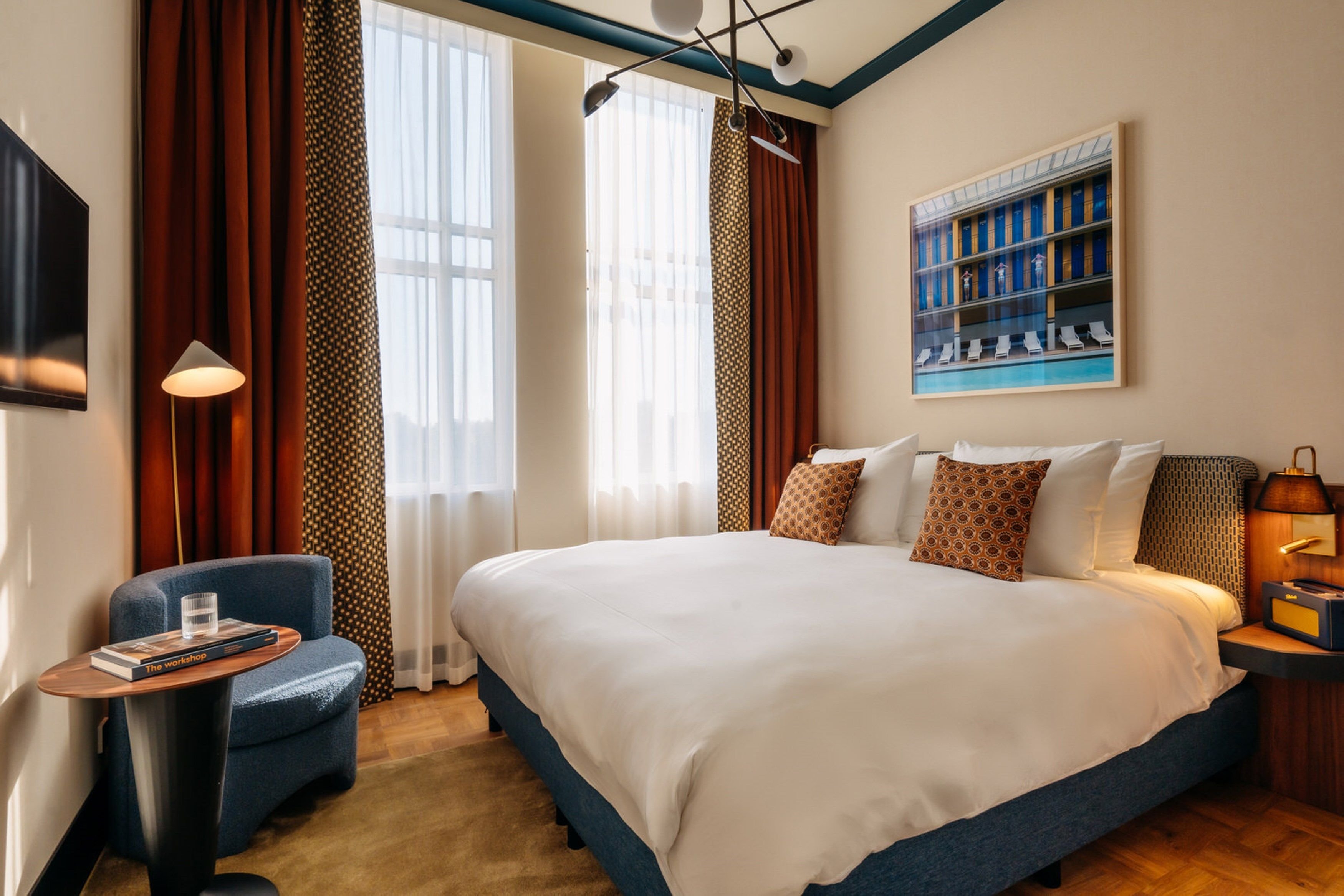 DE PLESMAN-guestroom-Classic Double Room.jpg