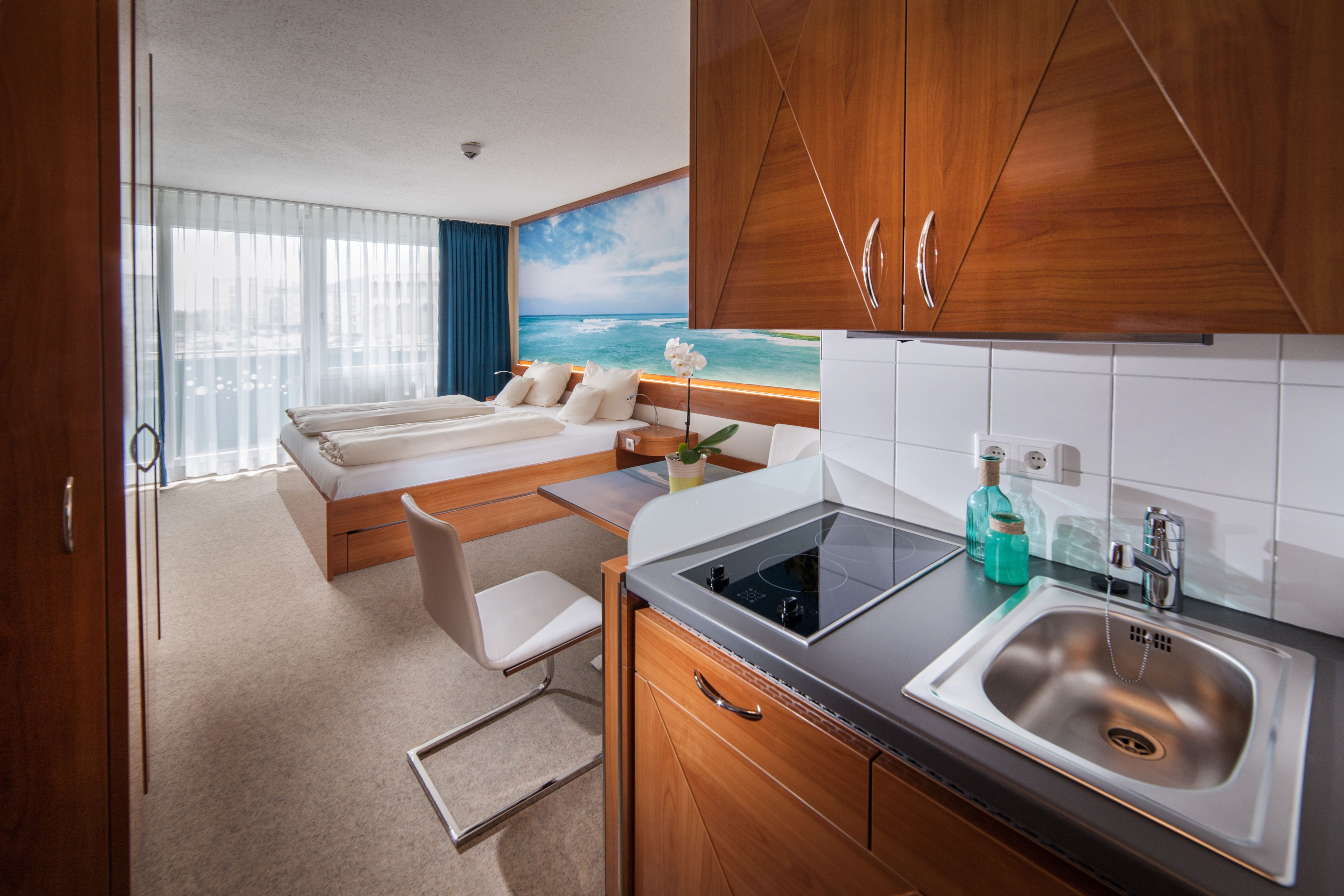 VICTORY GAESTEHAUS THERME ERDING-guestroom-Apartment Double Room.jpg