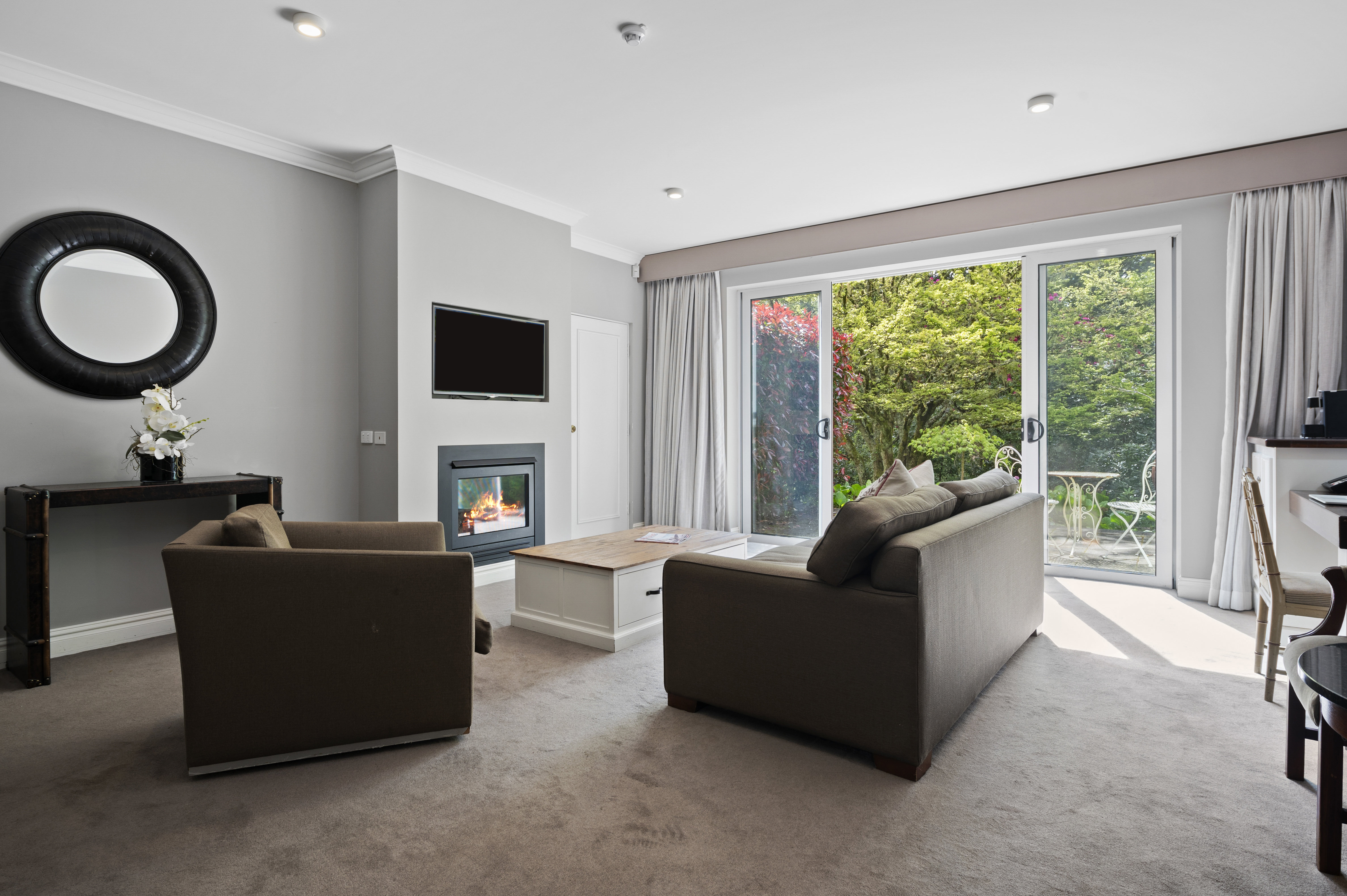PARKLANDS COUNTRY GARDEN AND L-guestroom-Garden Suite.jpg