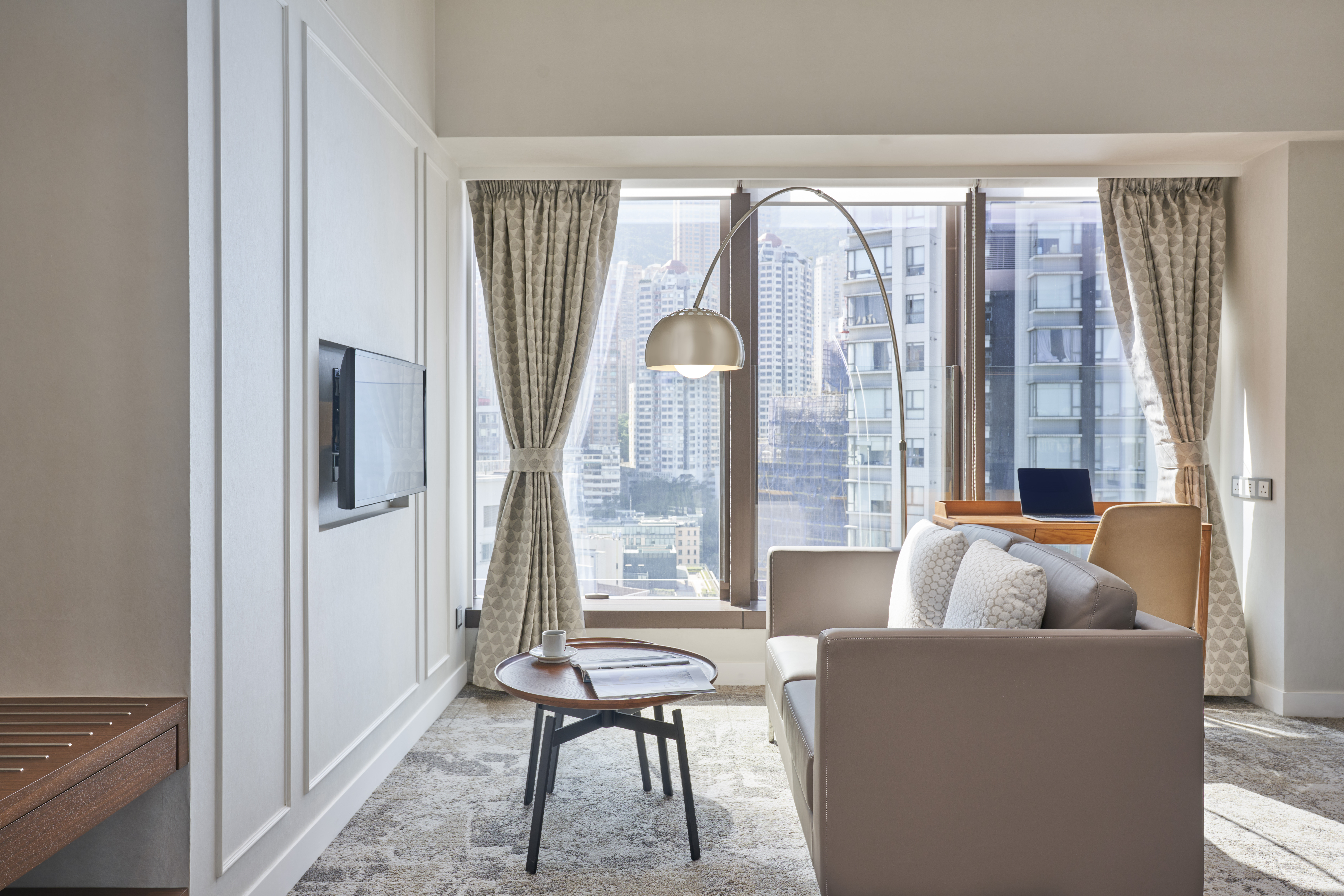 Y Hotel Hong Kong-guestroom-Y Hotel Hong Kong-One Bedroom Harbour Suite-Living Room.jpg