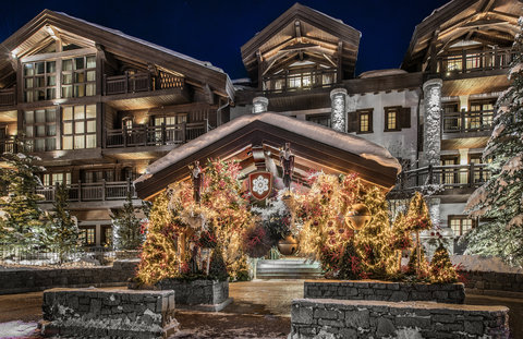 Christmas at L\'Apog??e Courchevel