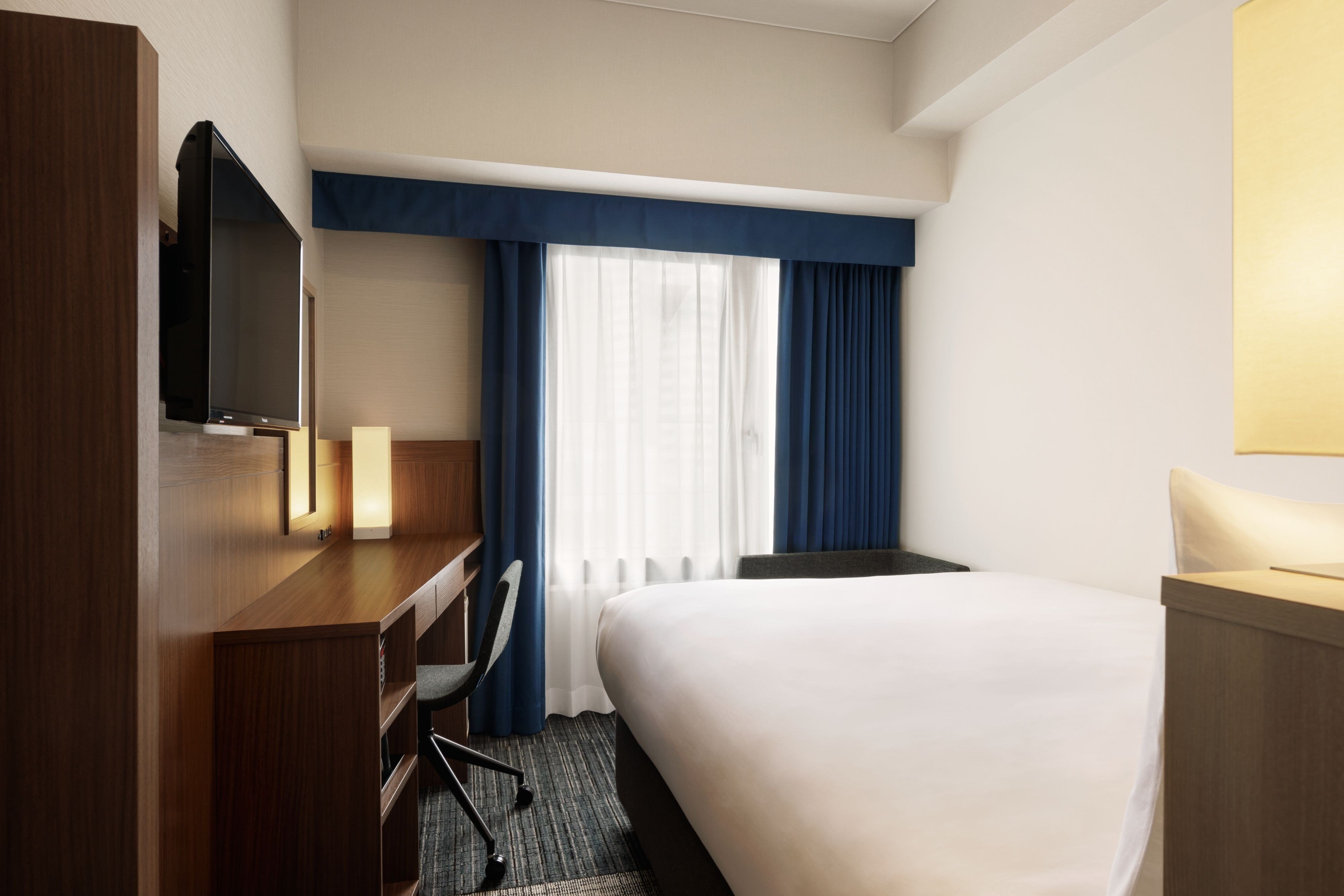 Four Points Flex By Sheraton Osaka Umeda-guestroom-Double Room.jpg