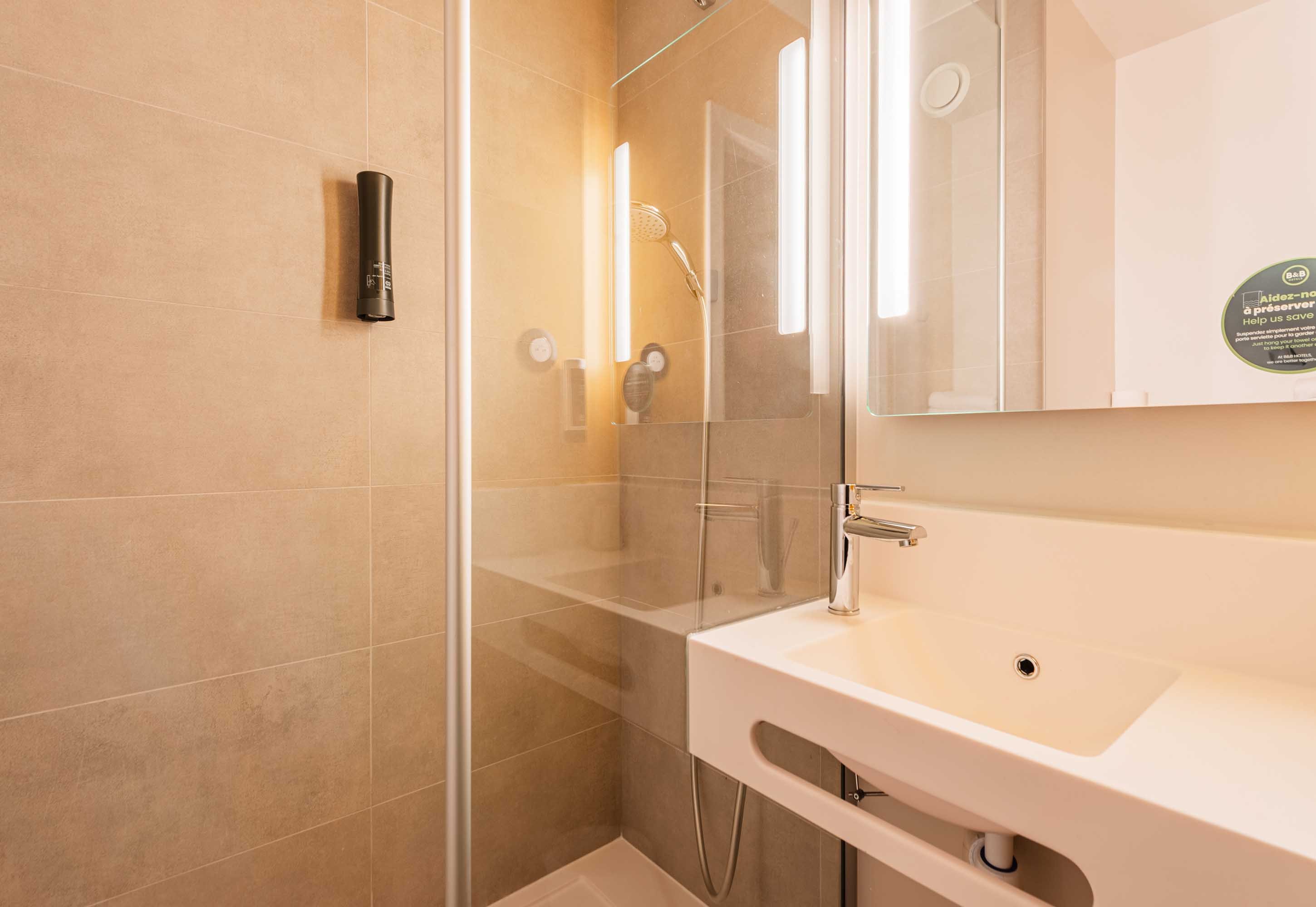 B&B HOTEL MULHOUSE DORNACH-guestroom-Hotel Mulhouse Dornach Bathroom.jpg
